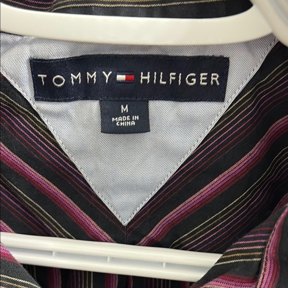 Tommy Hilfiger Black and Pink Casual Button Down Shirt - Picture 2 of 4